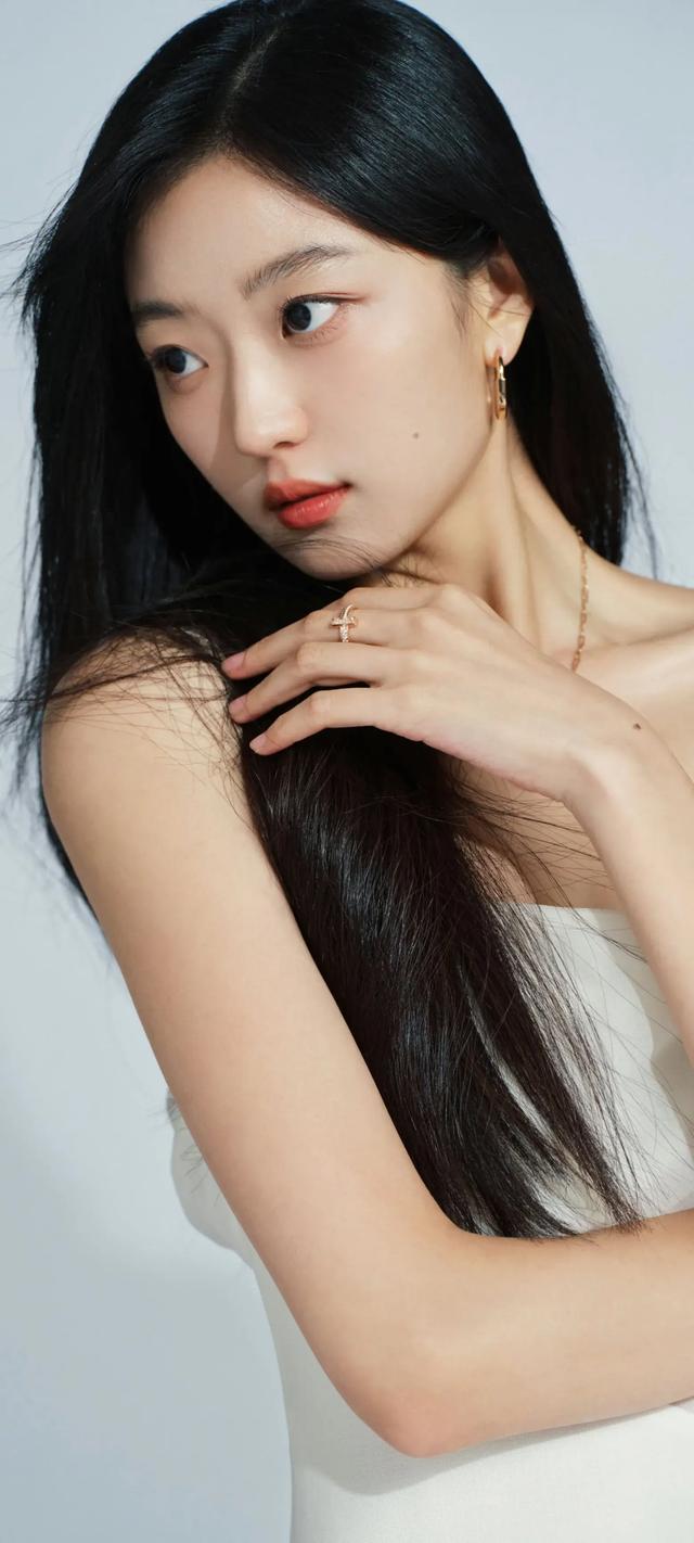 欧美国产日韩综合,国产女人18毛片水真多1,黄色片免费看无遮拦