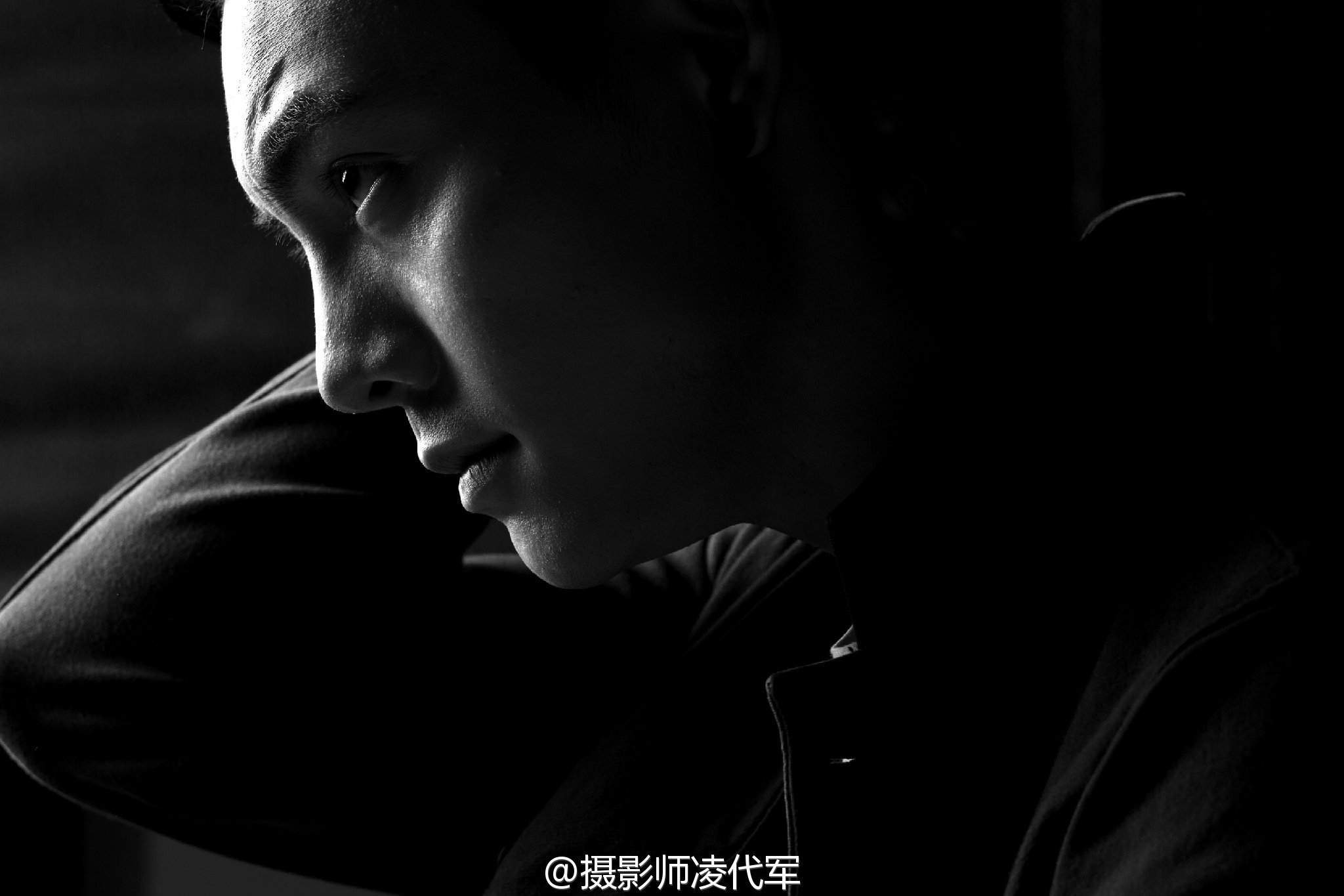 亚洲精品国产suv,2019人人操人人摸,亚洲国产精品成人综合片